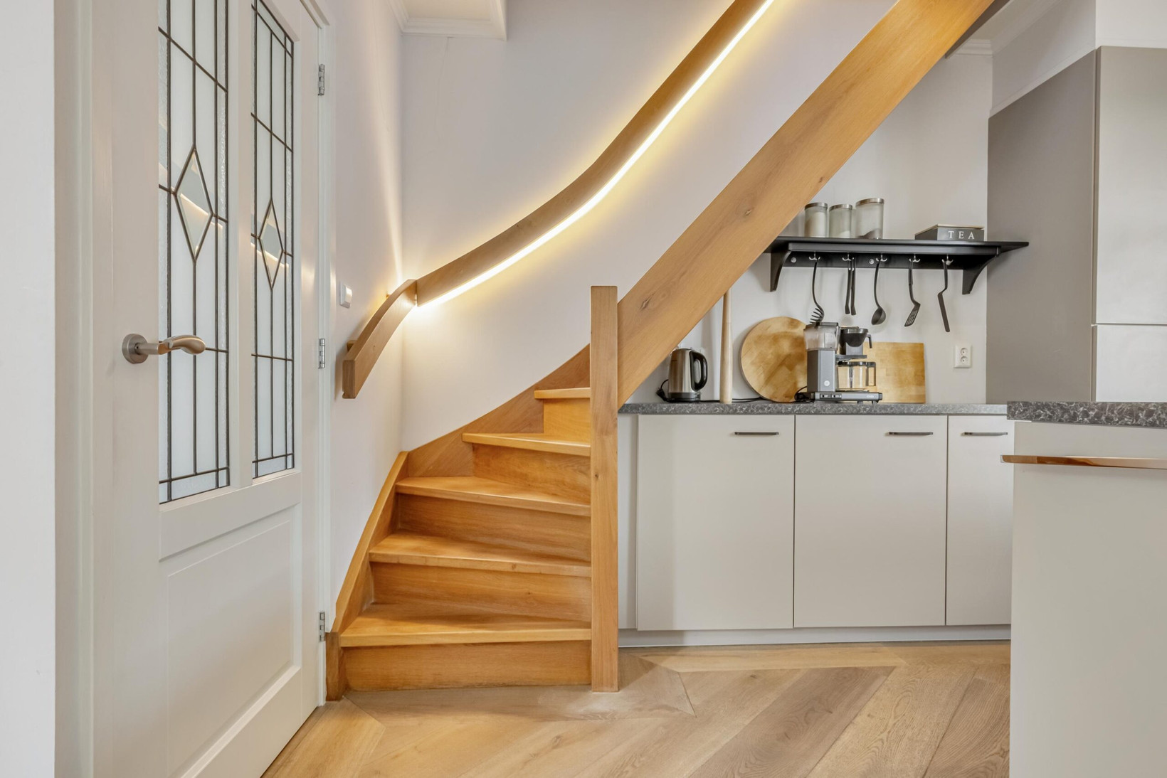 Tussenwoning te koop: Prins Hendrikstraat 115, Zaandam