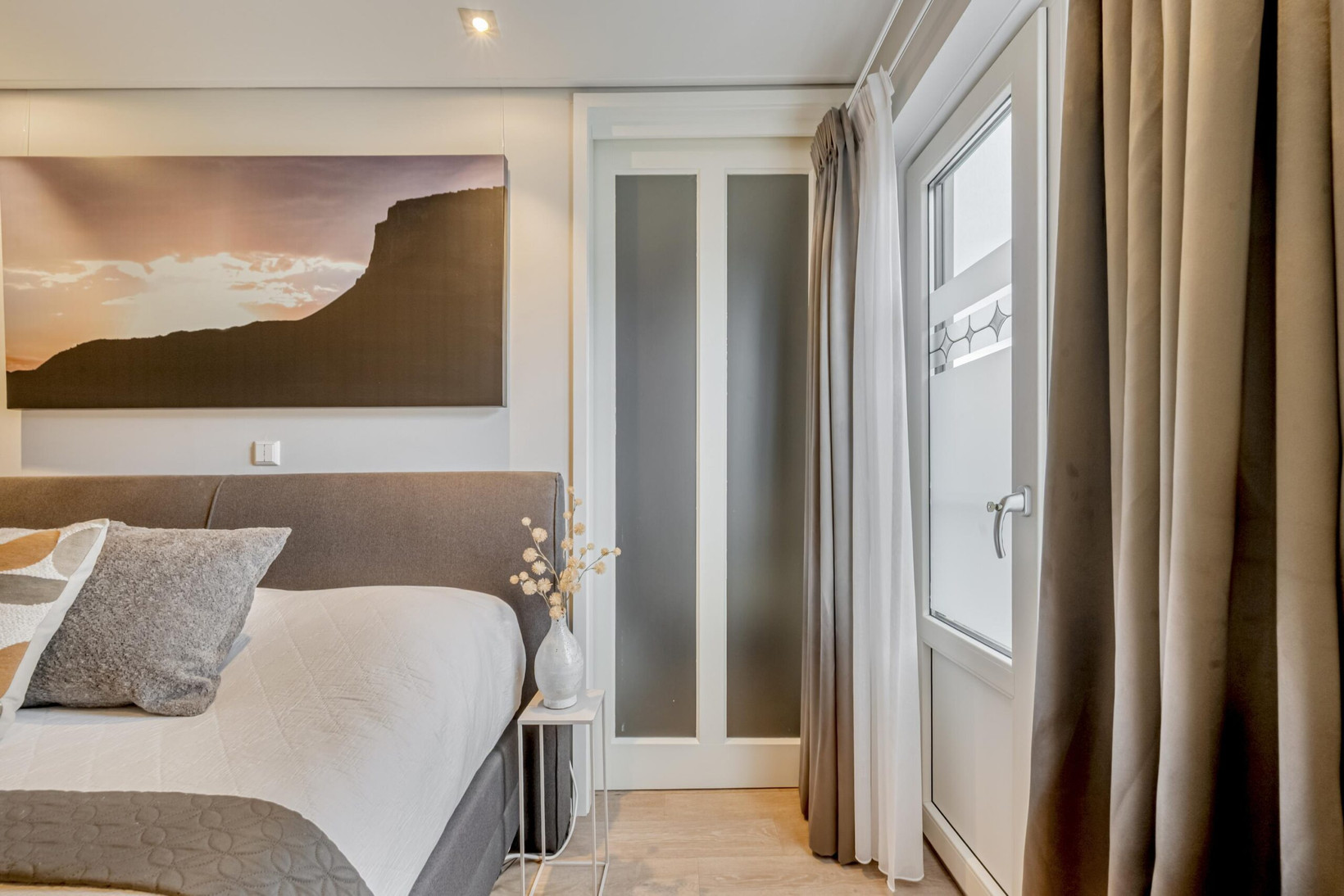 Tussenwoning te koop: Prins Hendrikstraat 115, Zaandam