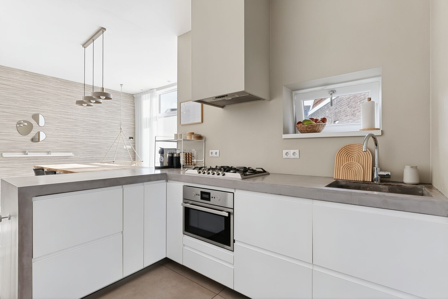 Tussenwoning te koop: Prins Hendrikstraat 123, Zaandam