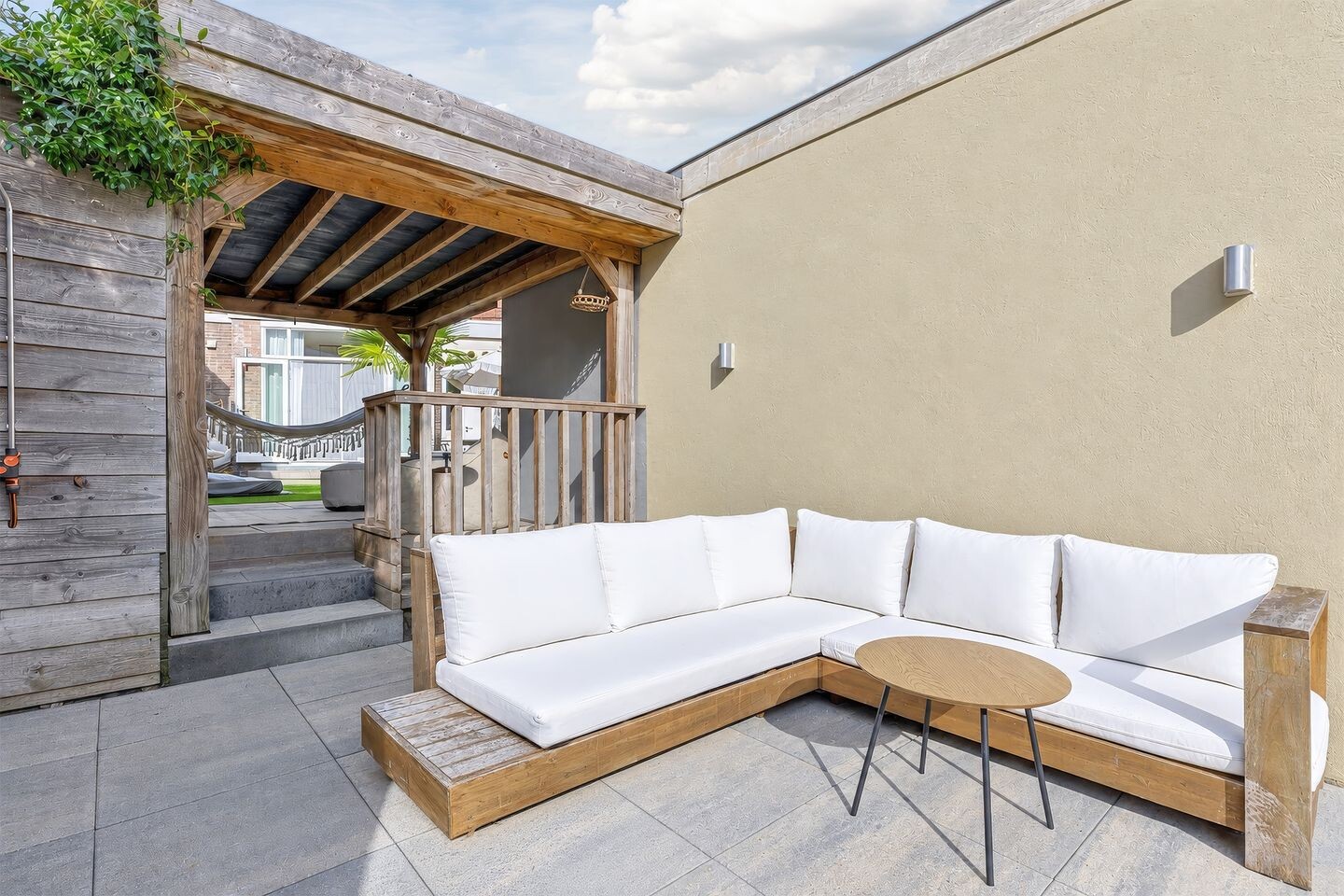 Tussenwoning te koop: Prins Hendrikstraat 123, Zaandam