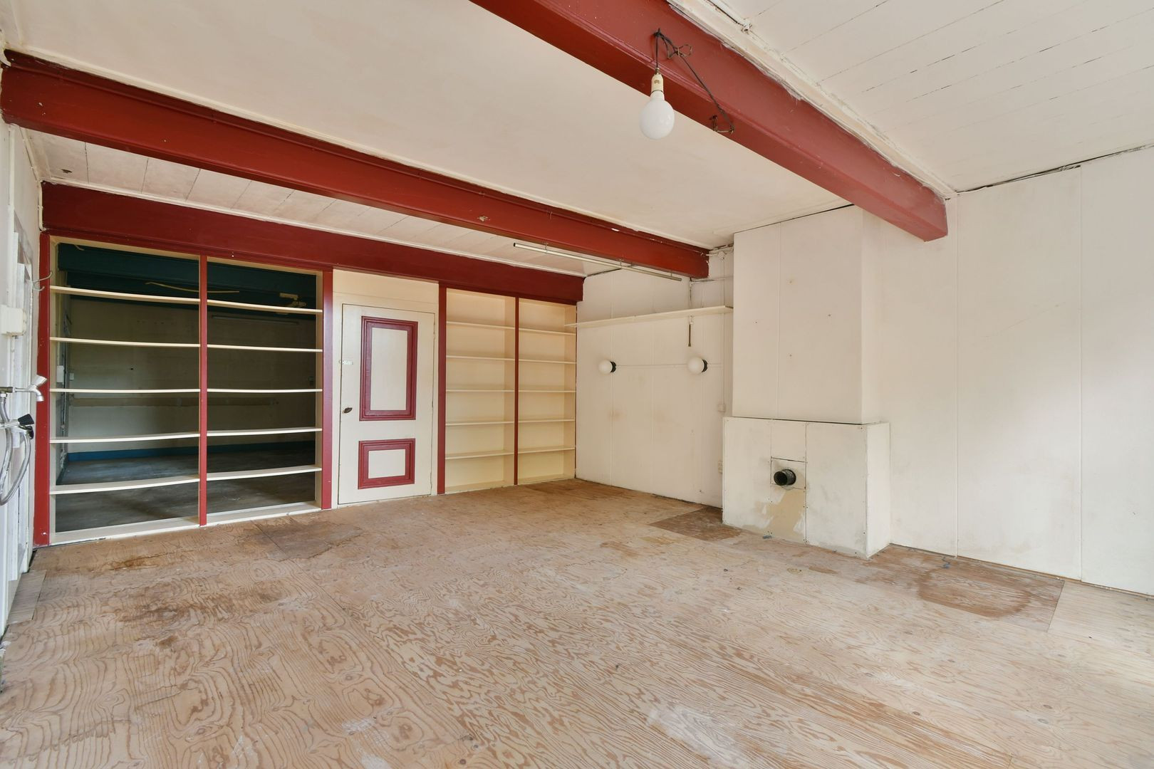 Vrijstaande woning te koop: Zuiddijk 119, Zaandam