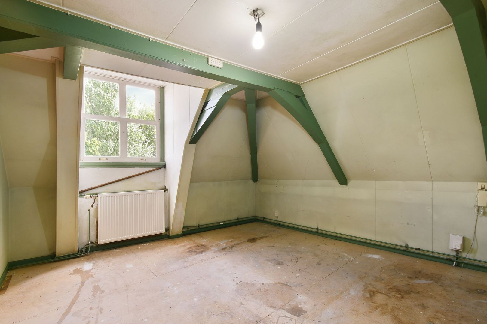 Vrijstaande woning te koop: Zuiddijk 119, Zaandam