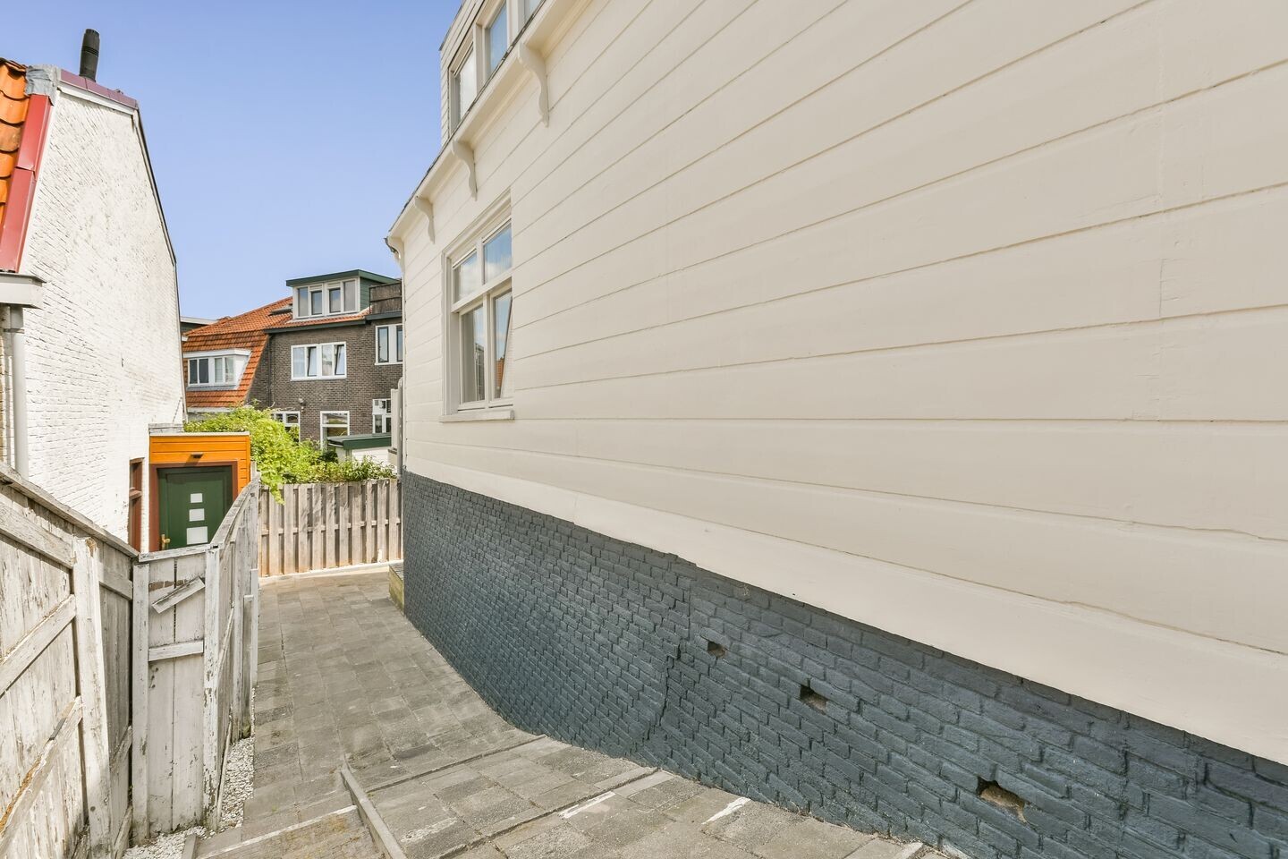Appartement te koop: Zuiddijk 253A, Zaandam