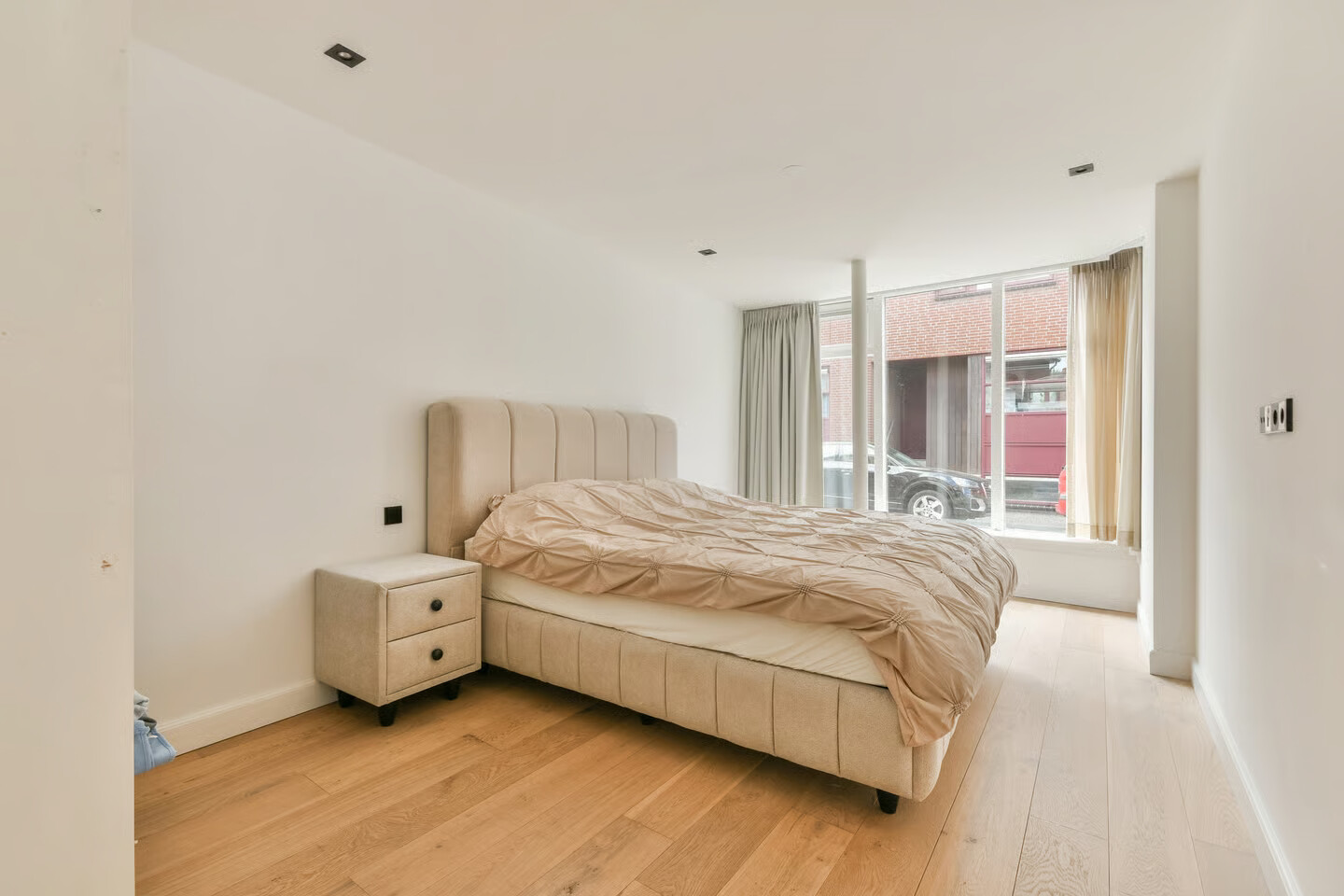 Appartement te koop: Zuiddijk 253B, Zaandam