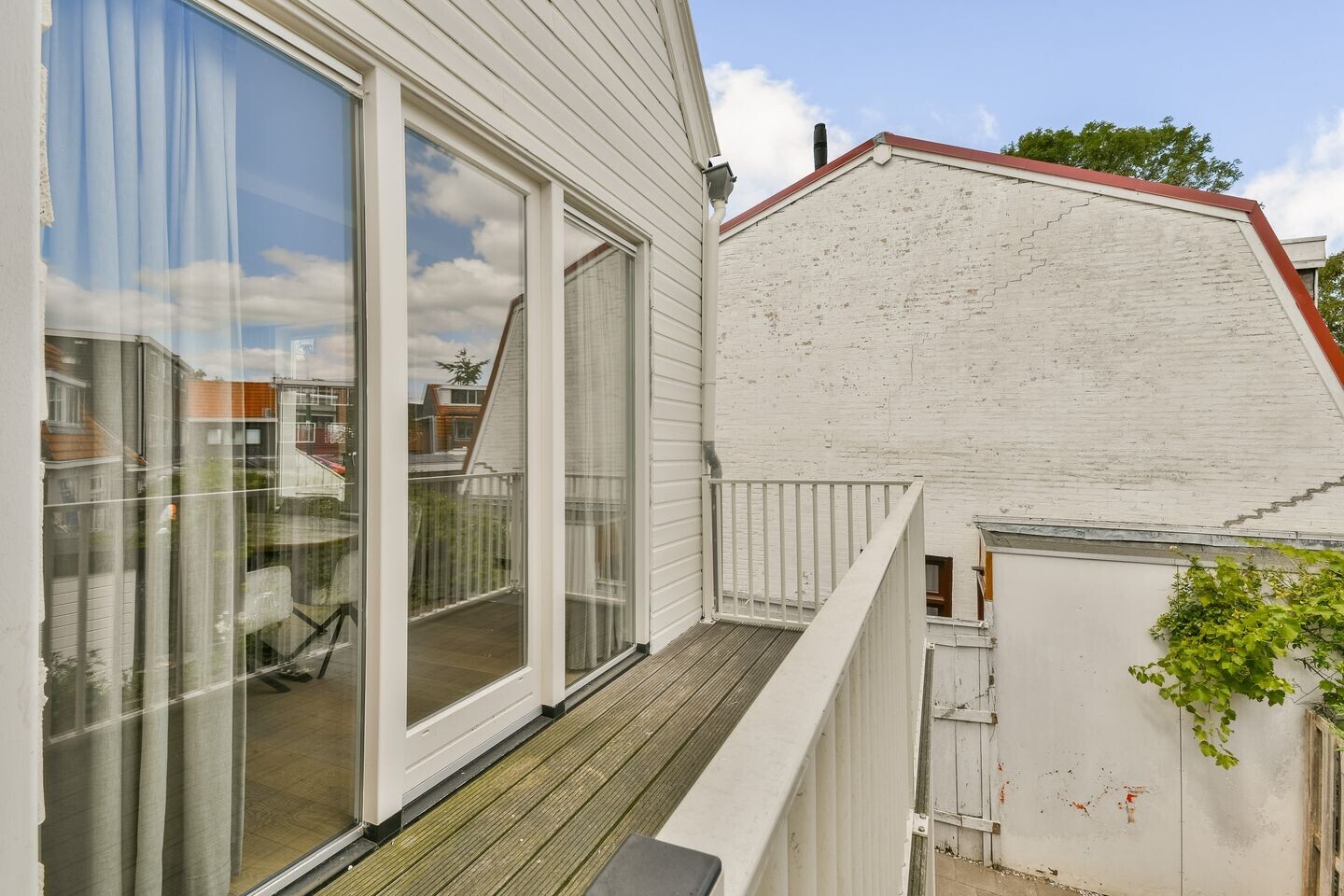 Appartement te koop: Zuiddijk 253B, Zaandam
