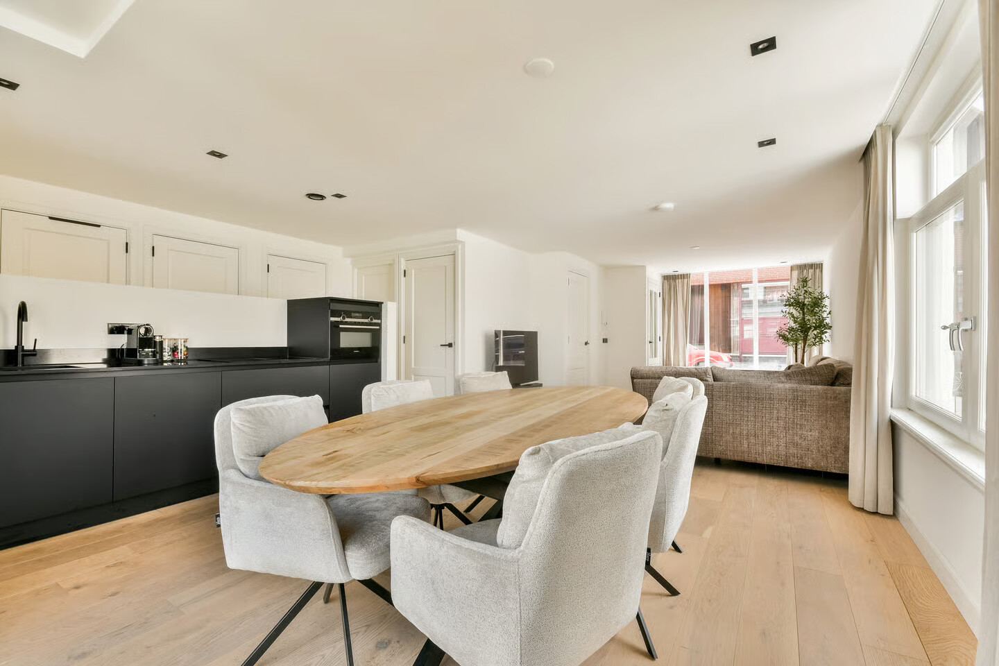 Appartement te koop: Zuiddijk 253B, Zaandam