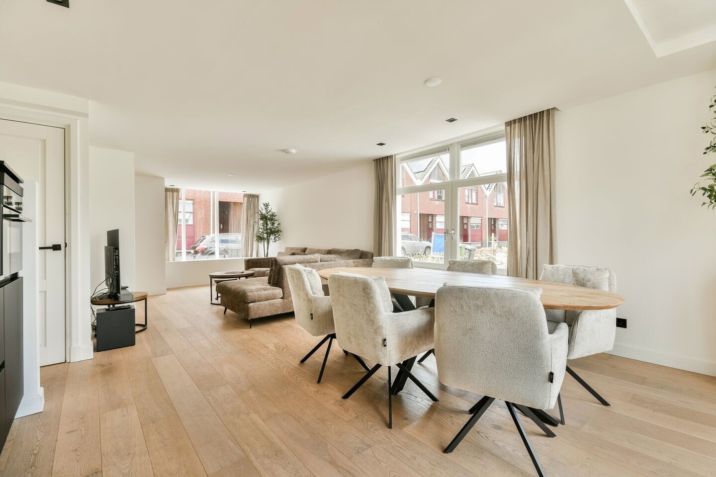 Appartement te koop: Zuiddijk 253B, Zaandam