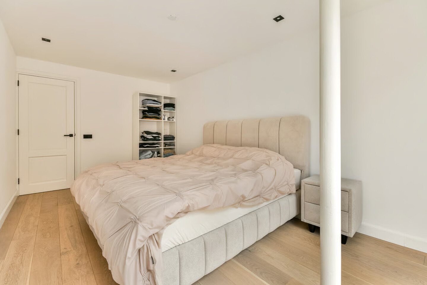 Appartement te koop: Zuiddijk 253B, Zaandam