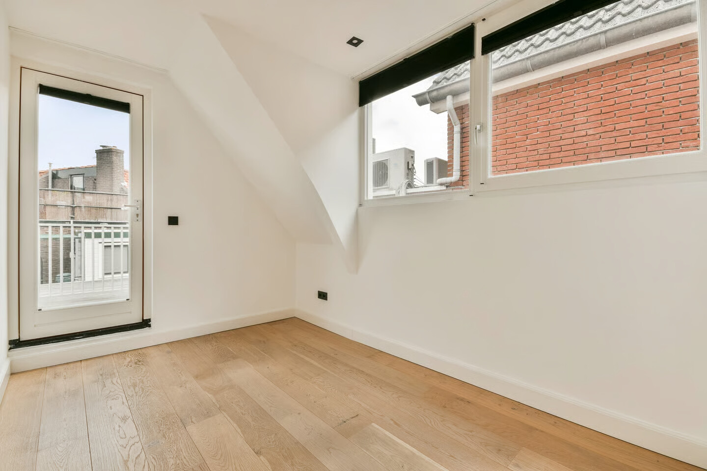 Appartement te koop: Zuiddijk 253C, Zaandam