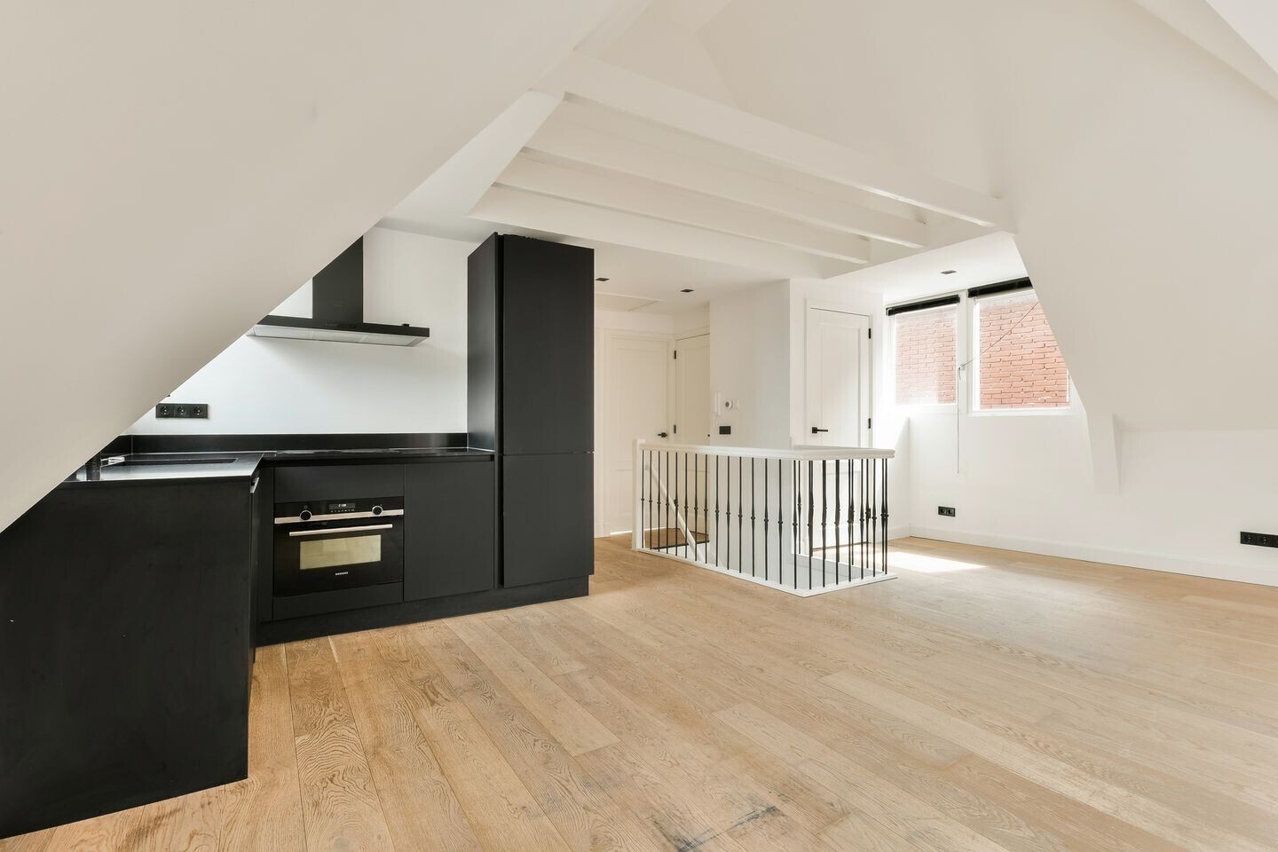 Appartement te koop: Zuiddijk 253C, Zaandam