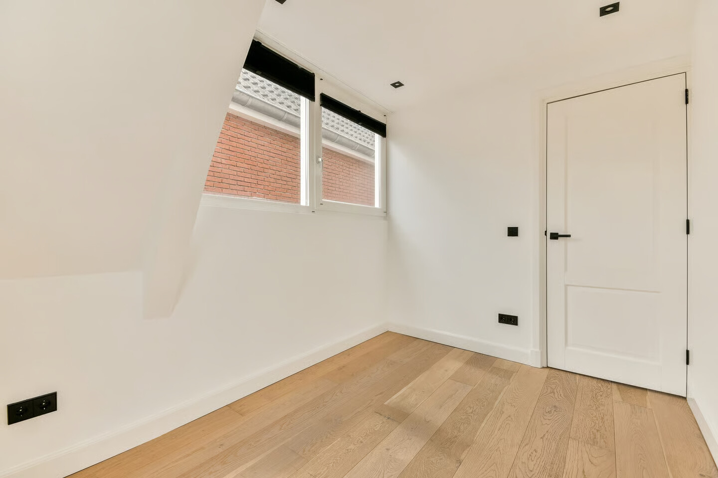 Appartement te koop: Zuiddijk 253C, Zaandam