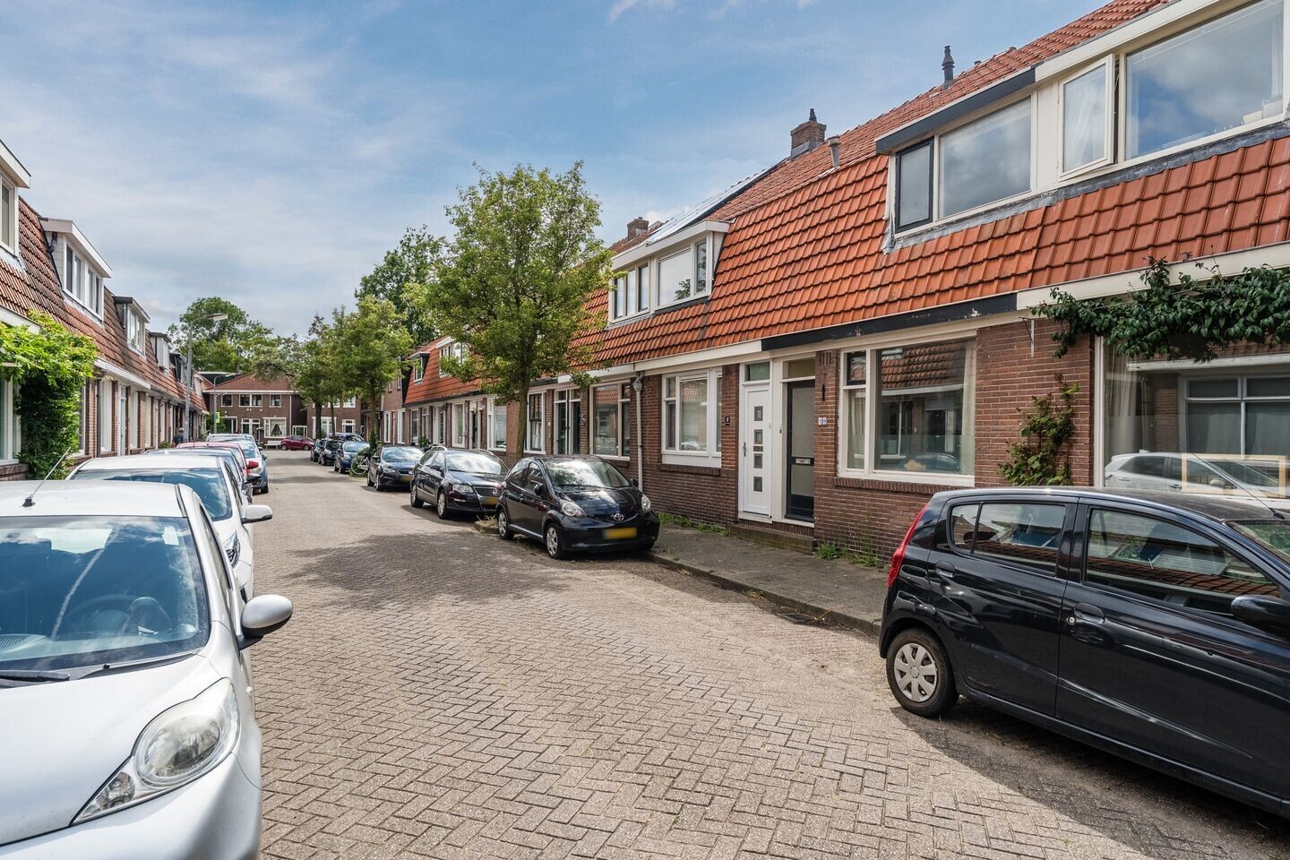 Tussenwoning te koop: Pieter Latensteinstraat 19, Zaandam