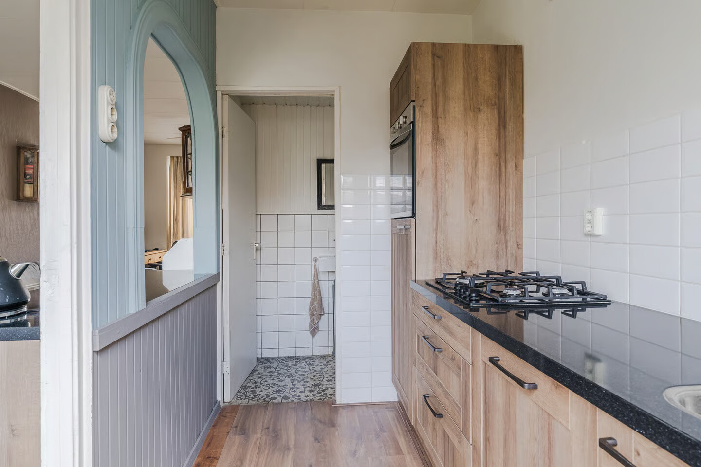 Tussenwoning te koop: Pieter Latensteinstraat 19, Zaandam