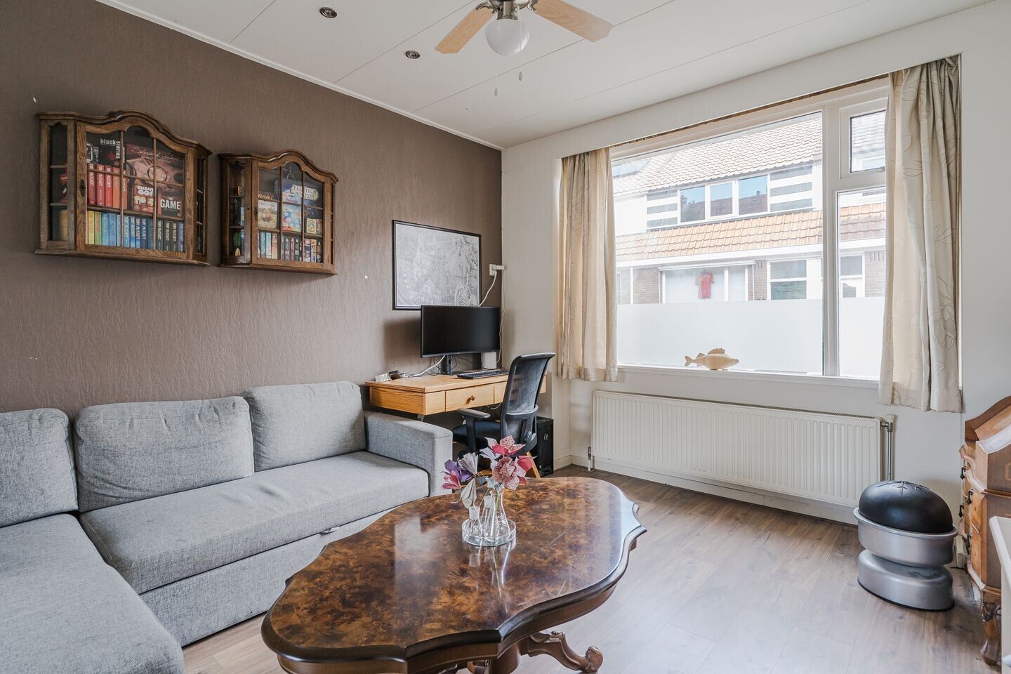 Tussenwoning te koop: Pieter Latensteinstraat 19, Zaandam