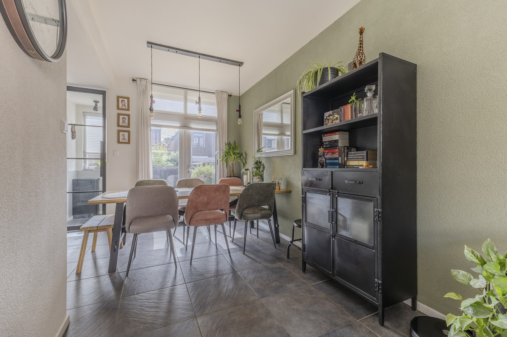 Tussenwoning te koop: Pieter Latensteinstraat 34, Zaandam