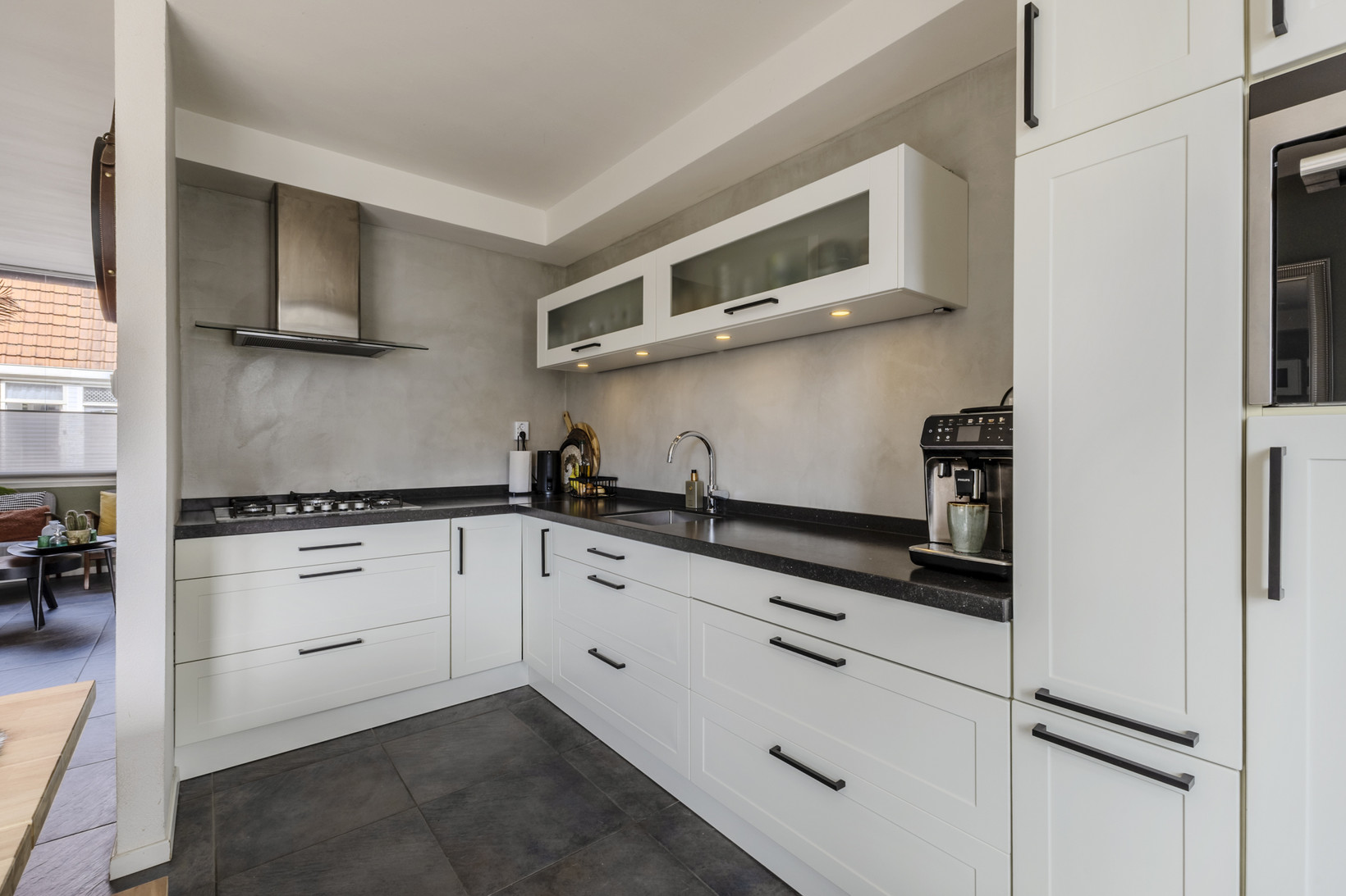 Tussenwoning te koop: Pieter Latensteinstraat 34, Zaandam