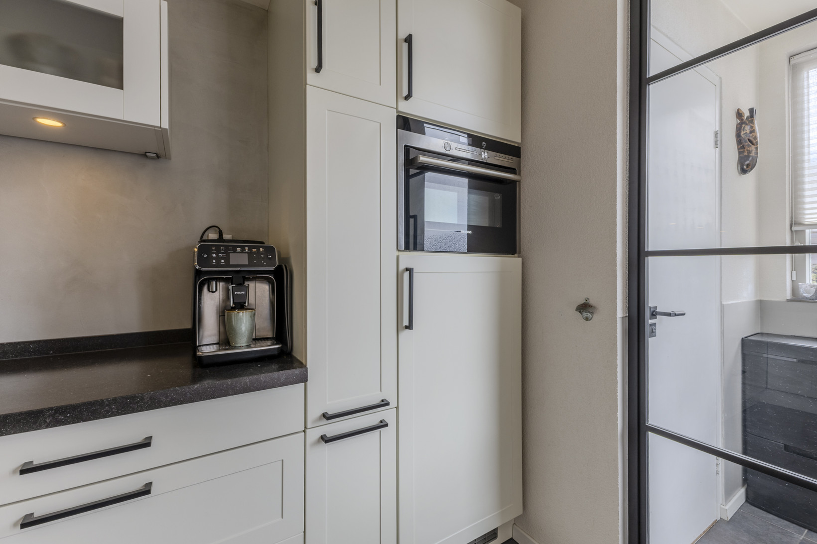Tussenwoning te koop: Pieter Latensteinstraat 34, Zaandam