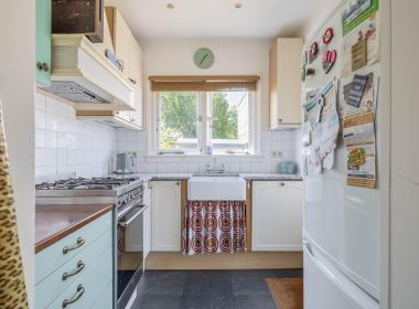Hoekwoning te koop: J.C. van Wessemstraat 28, Zaandam