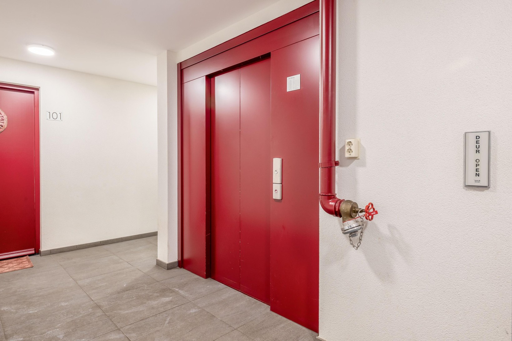 Appartement te koop: De Boeg 128, Zaandam