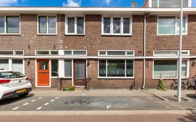 Veeringstraat 19