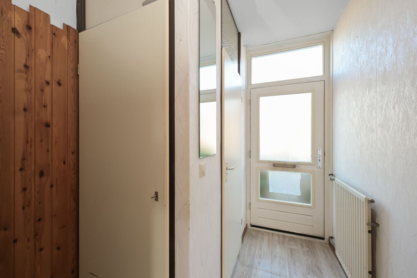 Tussenwoning te koop: Dr. Schaepmanstraat 8, Zaandam