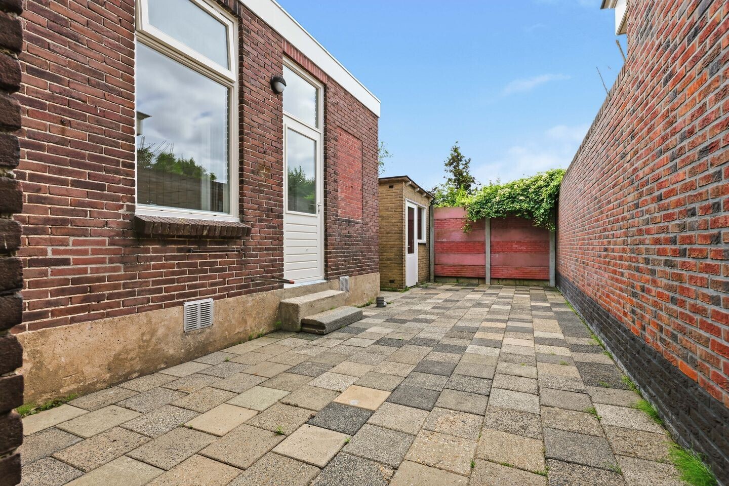 Hoekwoning te koop: Molenstraat 50, Zaandam