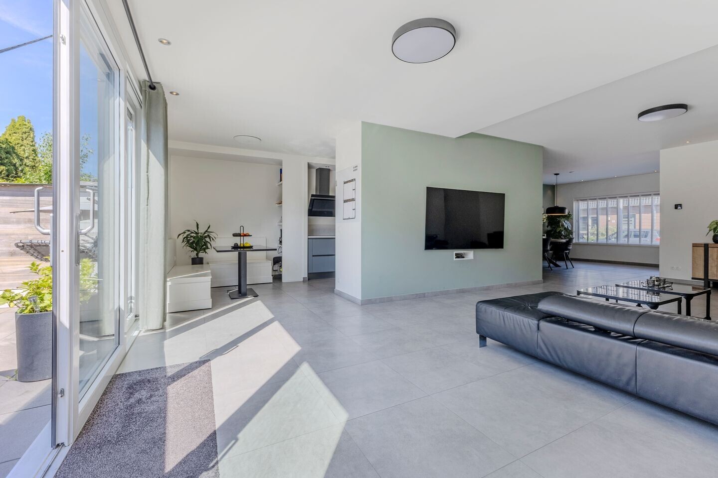 Hoekwoning te koop: Belgischestraat 12, Zaandam