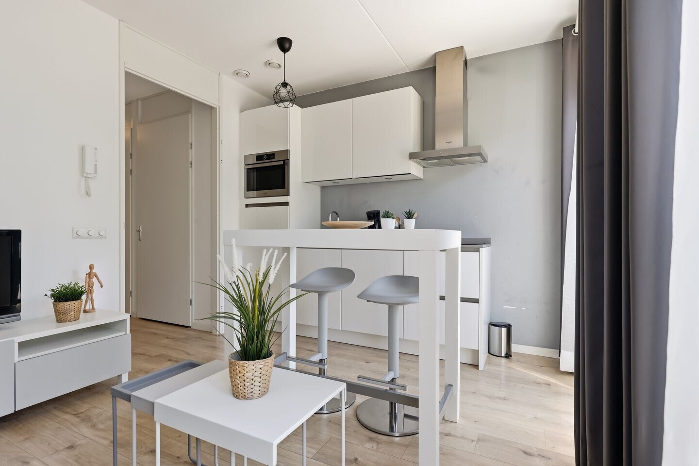 Studio te koop: Grootscheepmakersstraat 1A14, Zaandam
