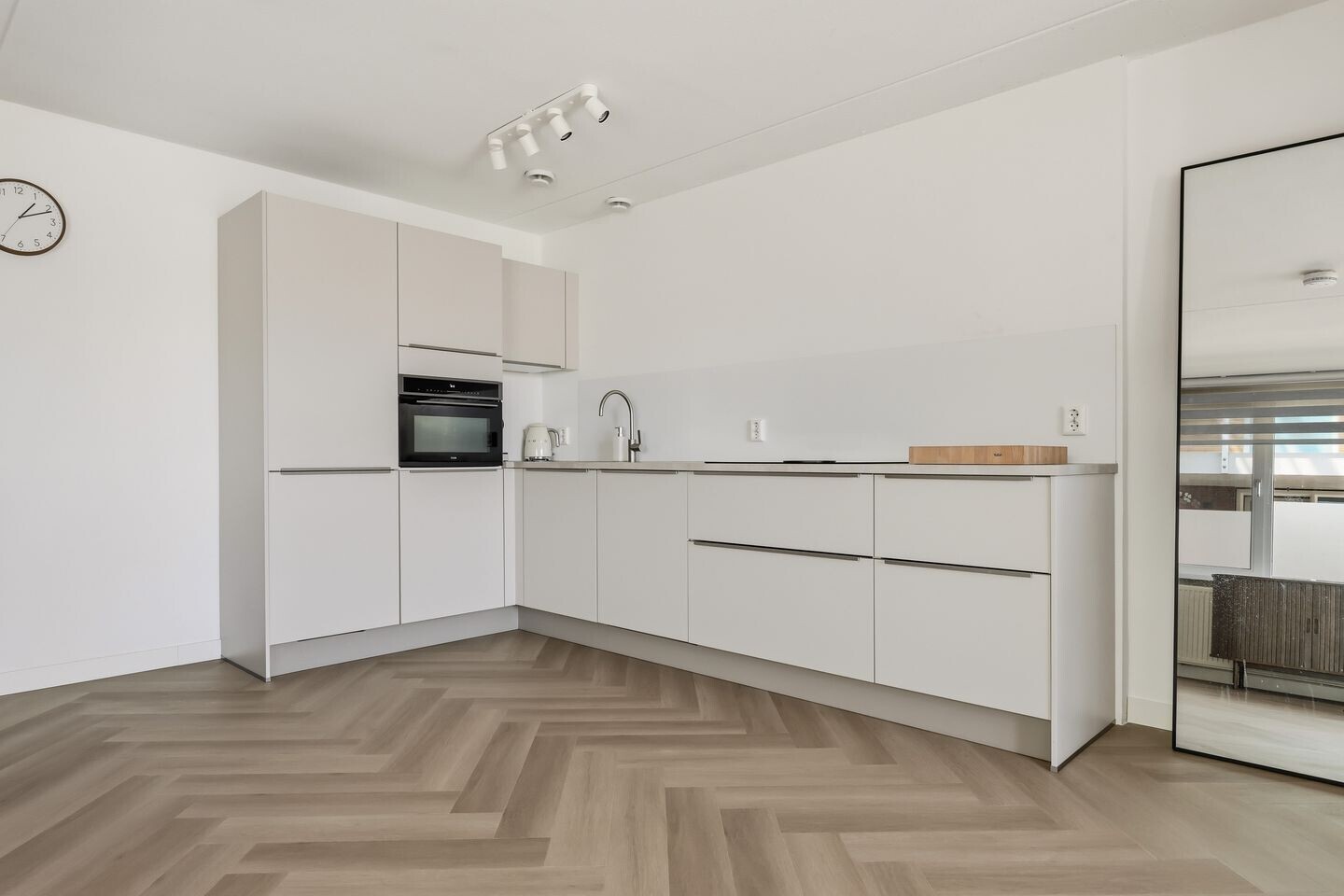 Appartement te koop: Kapelaan Gerrit Grootstraat 76, Zaandam