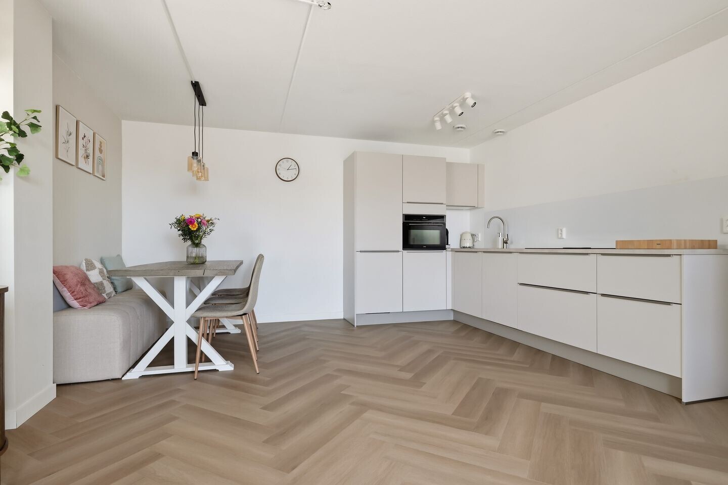 Appartement te koop: Kapelaan Gerrit Grootstraat 76, Zaandam