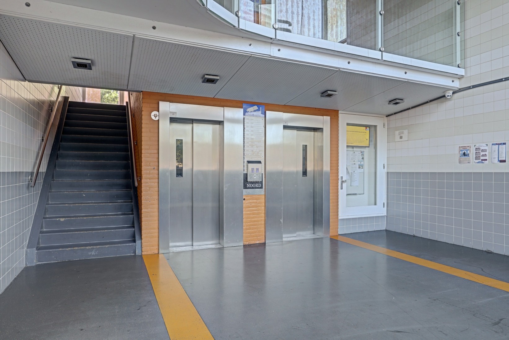 Appartement te koop: Pharus 71, Zaandam