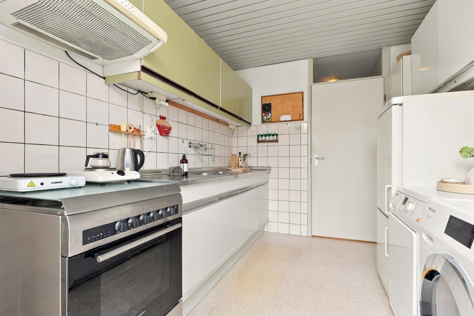 Hoekwoning te koop: Aakstraat 13, Zaandam