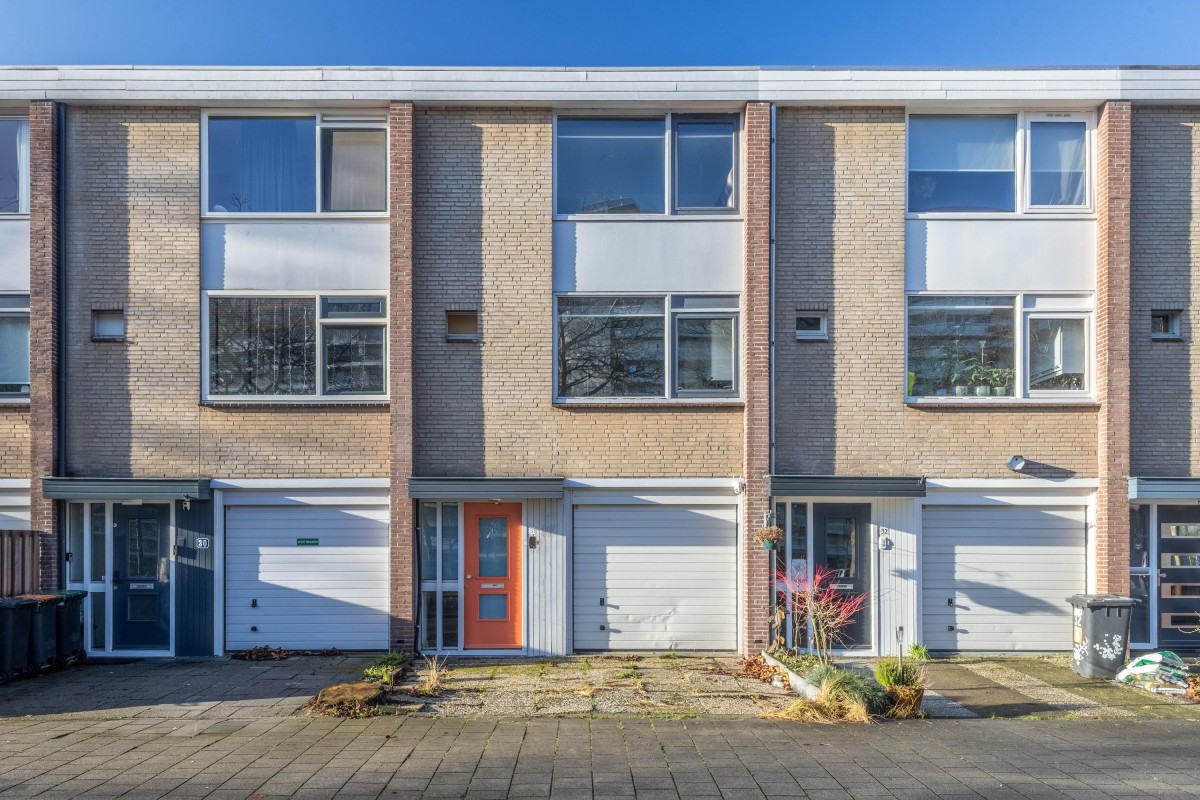Tussenwoning te koop: Rode Zee 31, Zaandam