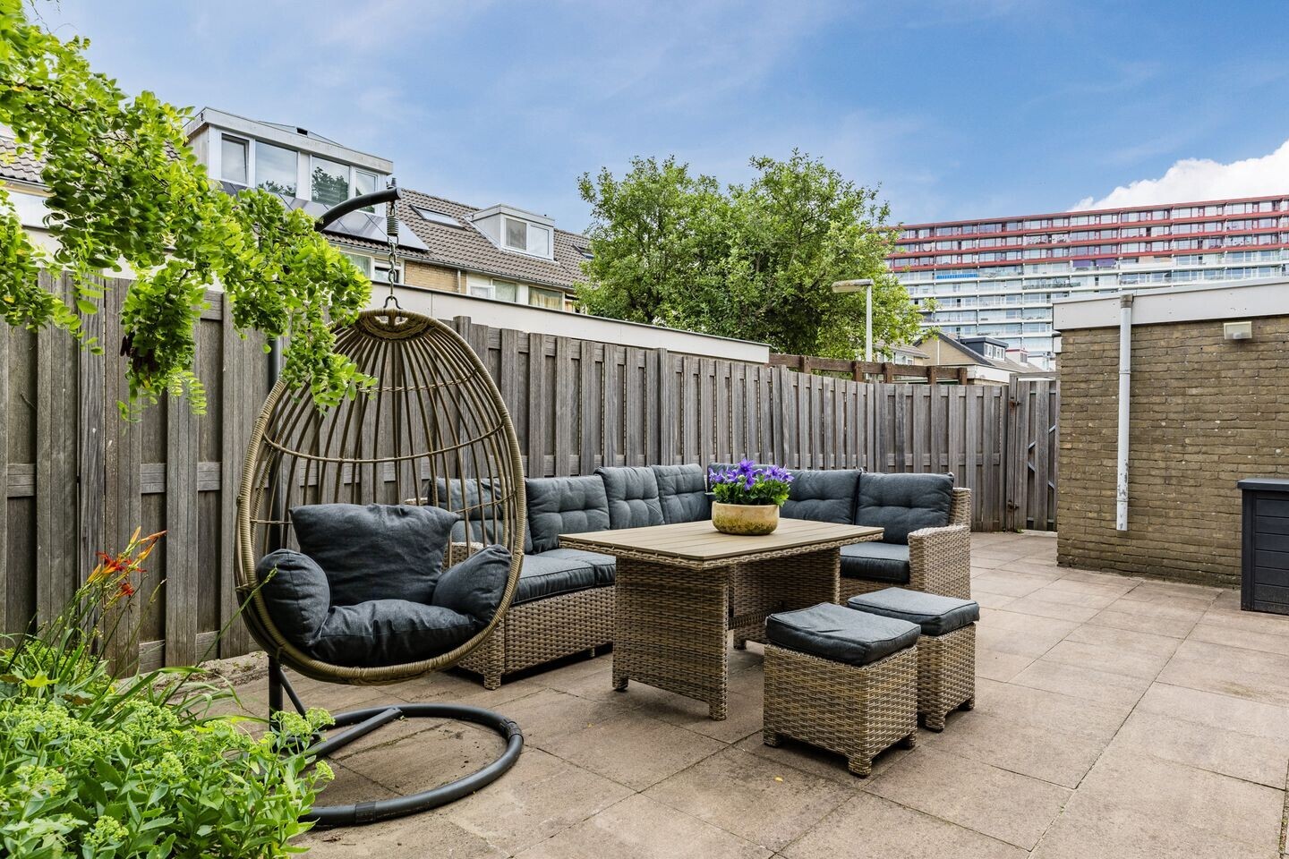 Hoekwoning te koop: Koopvaardijstraat 132, Zaandam