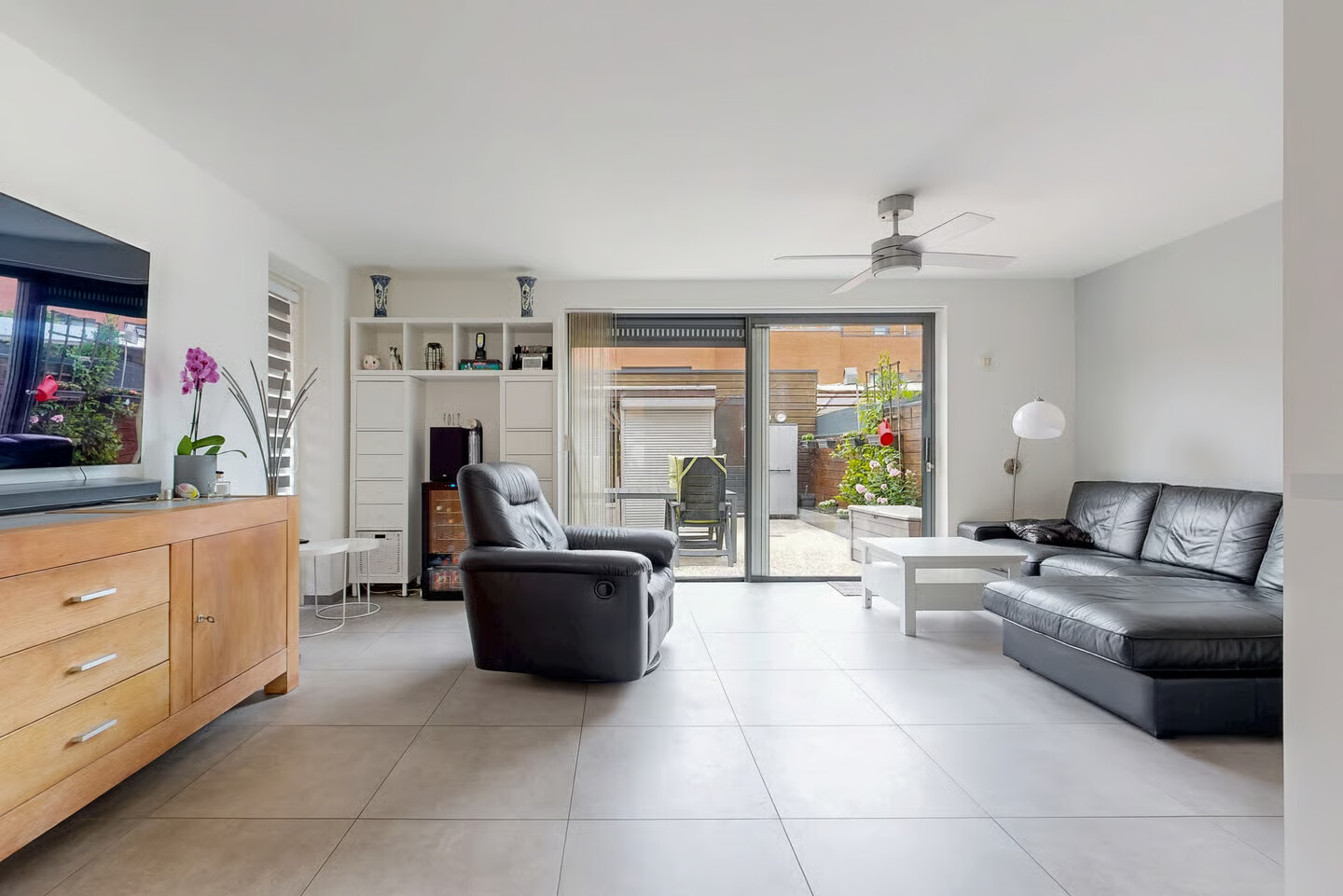 Hoekwoning te koop: Dijkven 1, Zaandam