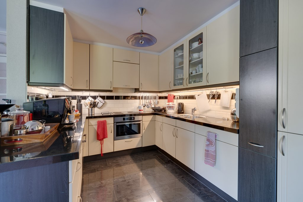 Hoekwoning te koop: Dodonaeuslaan 317, Zaandam