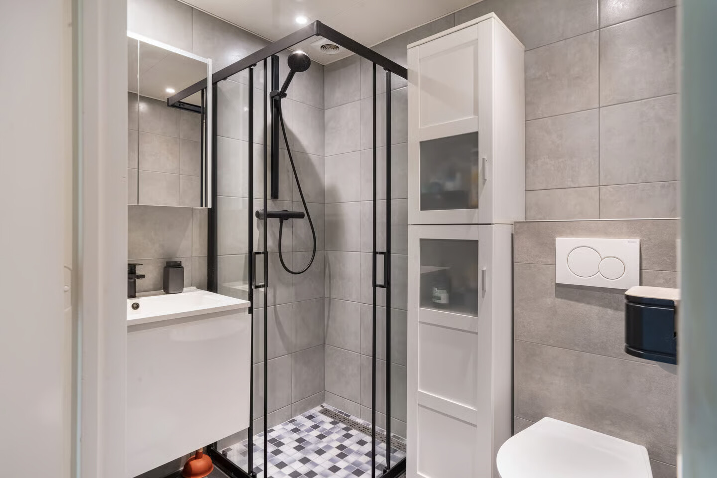 Appartement te koop: Poelenburg 431, Zaandam
