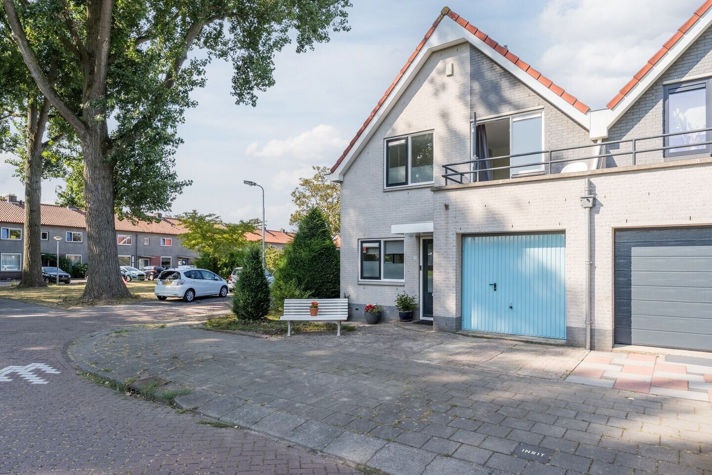 Hoekwoning te koop: Taxusstraat 1, Zaandam