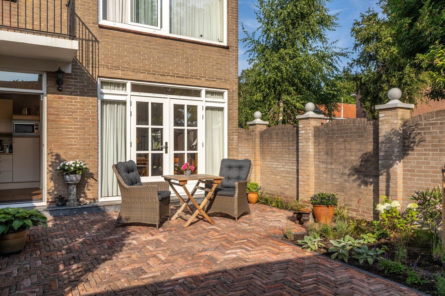 Twee-onder-één-kap te koop: Cederstraat 20, Zaandam