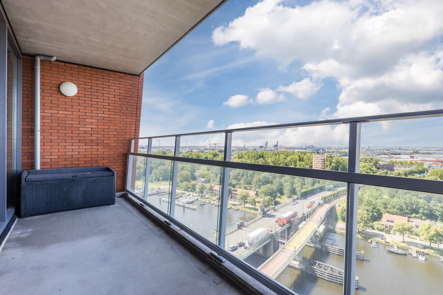 Appartement te koop: Conradwerf 207, Zaandam