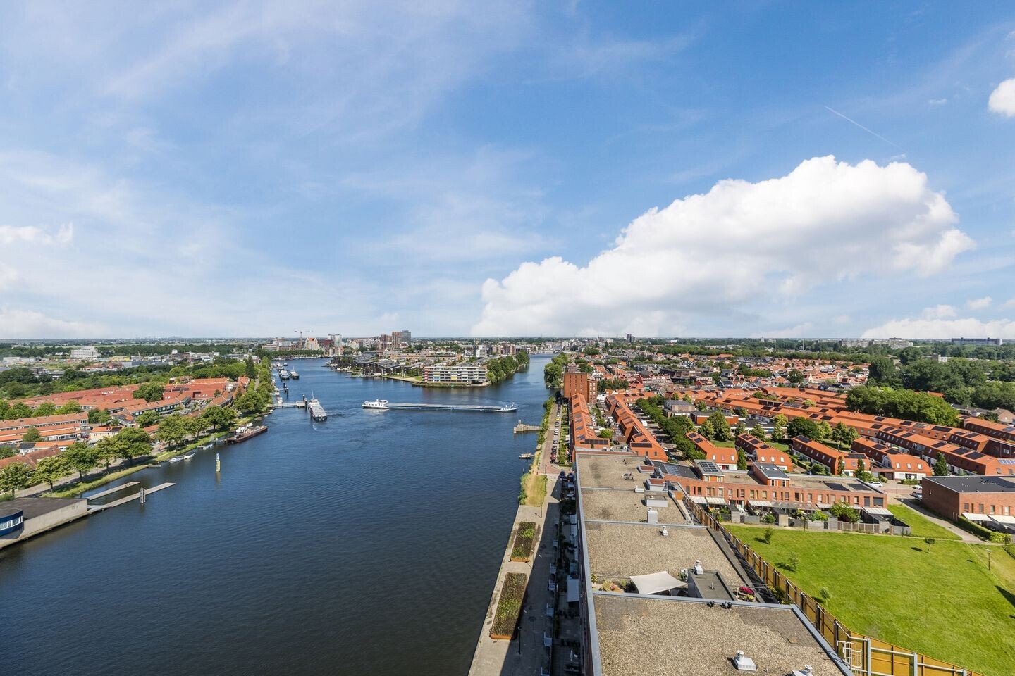 Appartement te koop: Conradwerf 207, Zaandam