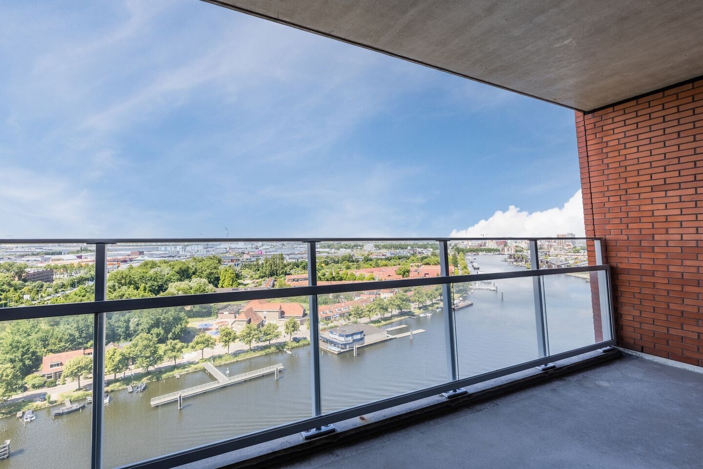 Appartement te koop: Conradwerf 207, Zaandam