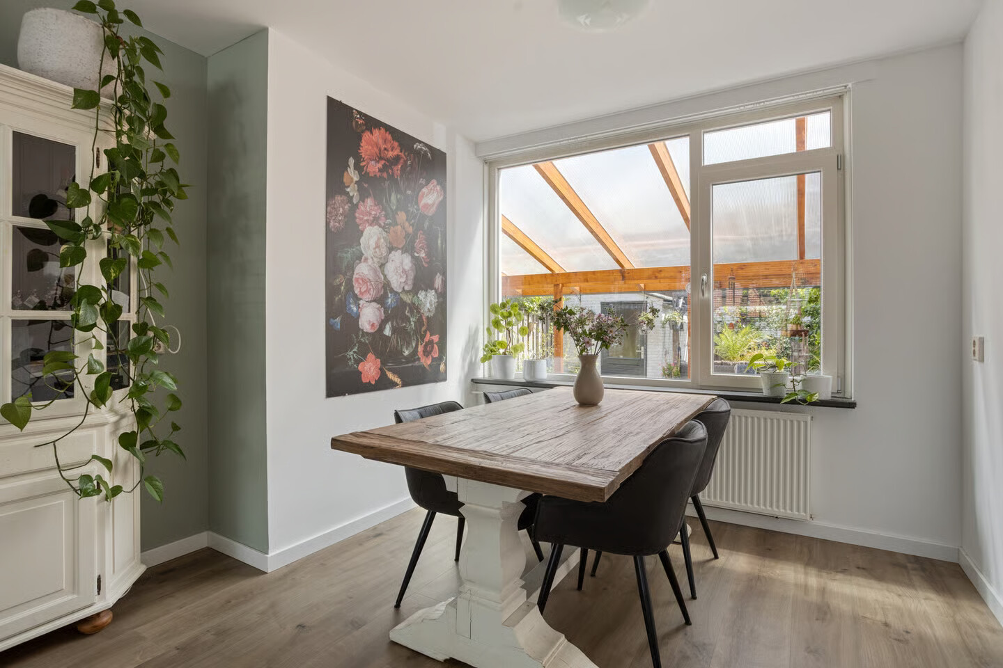 Tussenwoning te koop: Wilgenstraat 14, Zaandam