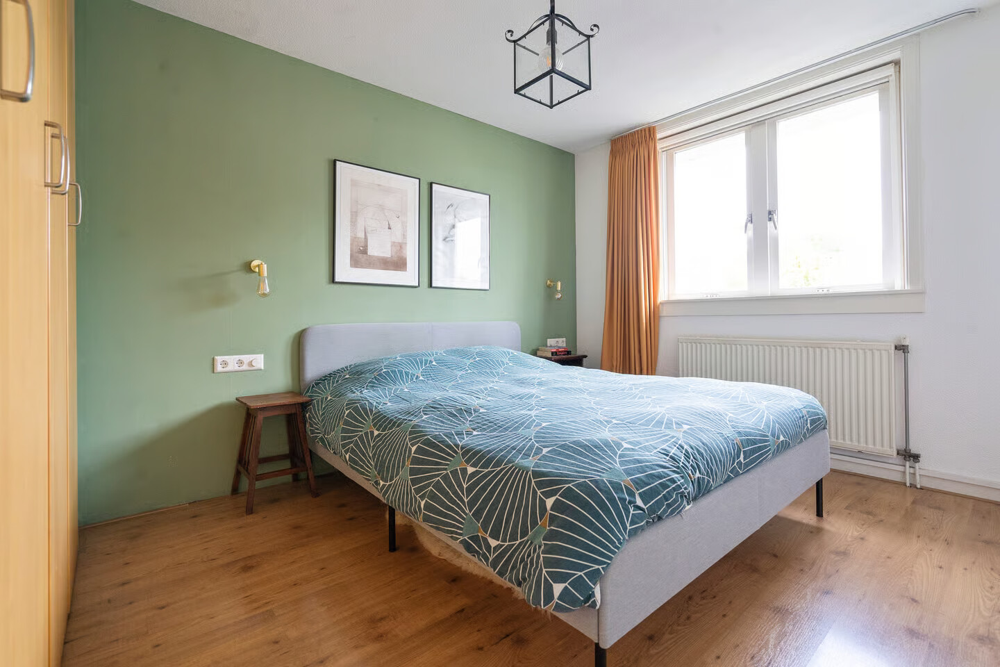 Tussenwoning te koop: Lijsterbesstraat 48, Zaandam