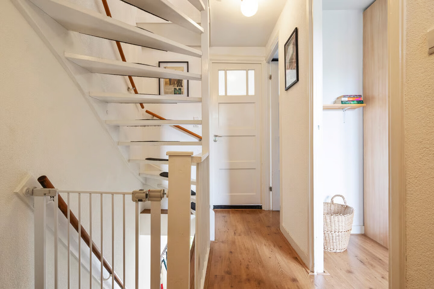 Tussenwoning te koop: Lijsterbesstraat 48, Zaandam