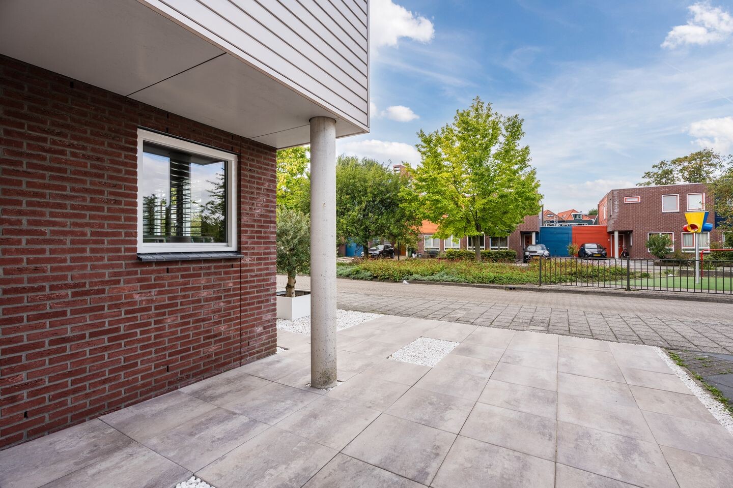 Tussenwoning te koop: Madagaskar 9, Zaandam