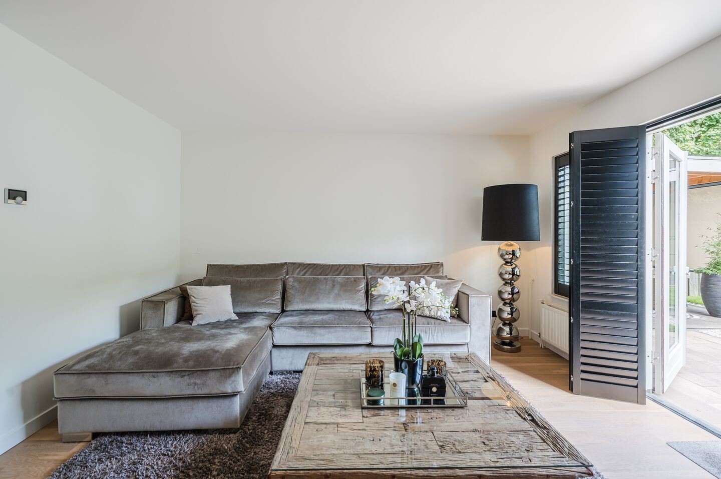 Tussenwoning te koop: Madagaskar 9, Zaandam