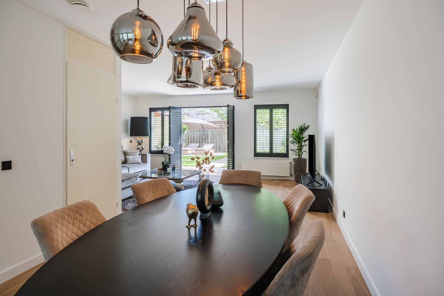 Tussenwoning te koop: Madagaskar 9, Zaandam