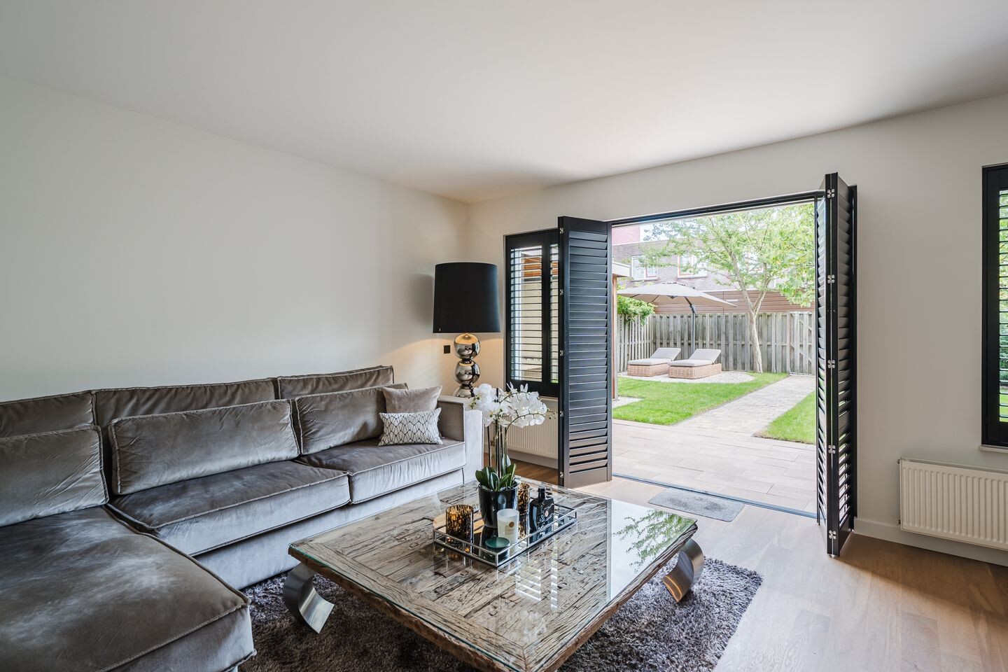 Tussenwoning te koop: Madagaskar 9, Zaandam