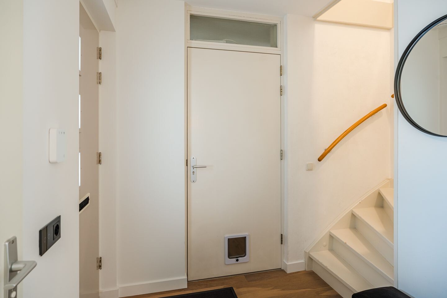 Tussenwoning te koop: Madagaskar 9, Zaandam